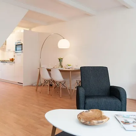 Old City Centre - Central Station Area Apartment *