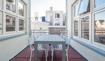 Old City Centre - Central Station Area Apartment