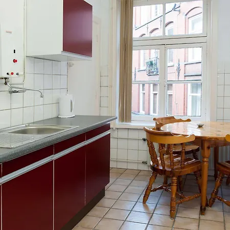 Old City Centre - Central Station Area Apartment *